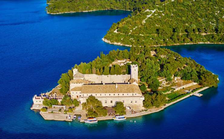 Croatia, Dalmatia, Dubrovnik-Neretva, Mljet island, Mljet National Park,  Benedictine Monastery on St. Mary Island in Veliko Jez